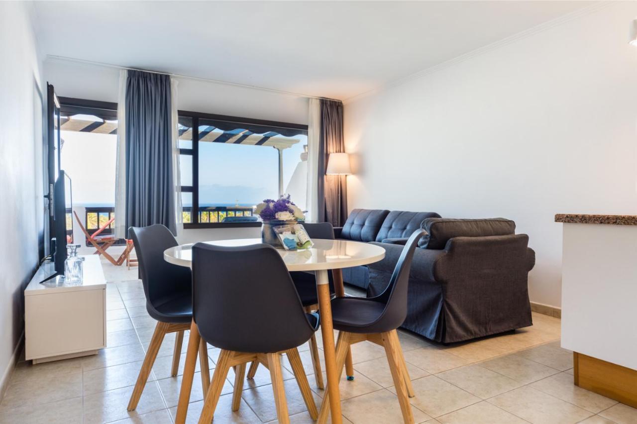 Bastian Beach. Casa Cheah. Sea View Costa Teguise Exterior photo